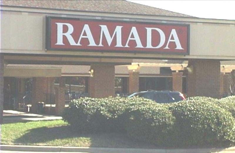 Ramada By Wyndham Raleigh Hotell Exteriör bild